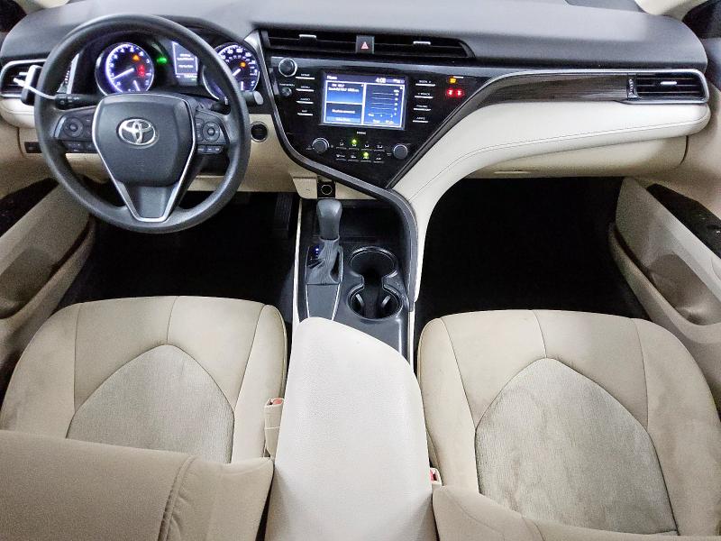 4T1L11AK6LU385427 - 2020 TOYOTA CAMRY LE BLUE photo 8