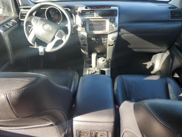 JTEBU5JR4B5052742 - 2011 TOYOTA 4RUNNER SR5 SILVER photo 8