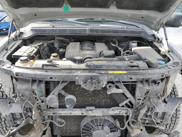 1N6AA07B94N571744 - 2004 NISSAN TITAN XE SILVER photo 11