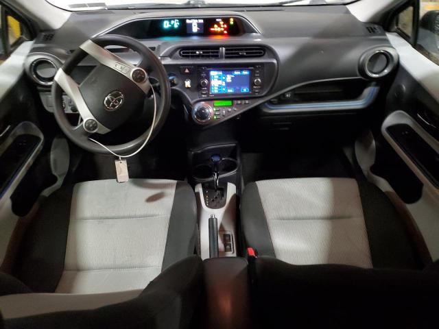 JTDKDTB33D1543672 - 2013 TOYOTA PRIUS C SILVER photo 8