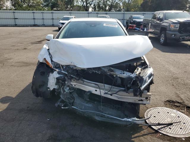 4T1C11AK8MU612036 - 2021 TOYOTA CAMRY LE WHITE photo 5