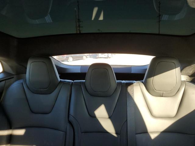 5YJSA1E20KF348746 - 2019 TESLA MODEL S WHITE photo 10