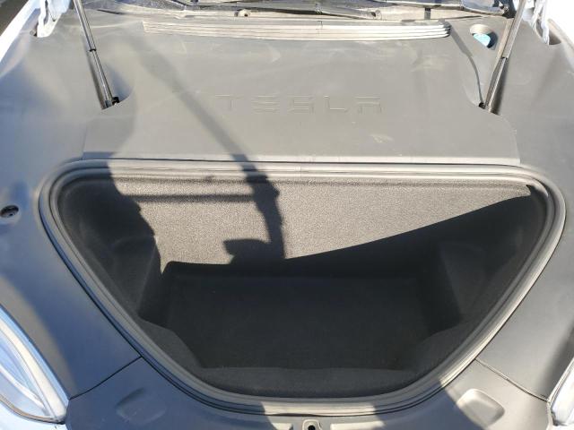 5YJSA1E20KF348746 - 2019 TESLA MODEL S WHITE photo 12