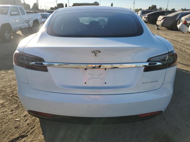 5YJSA1E20KF348746 - 2019 TESLA MODEL S WHITE photo 6