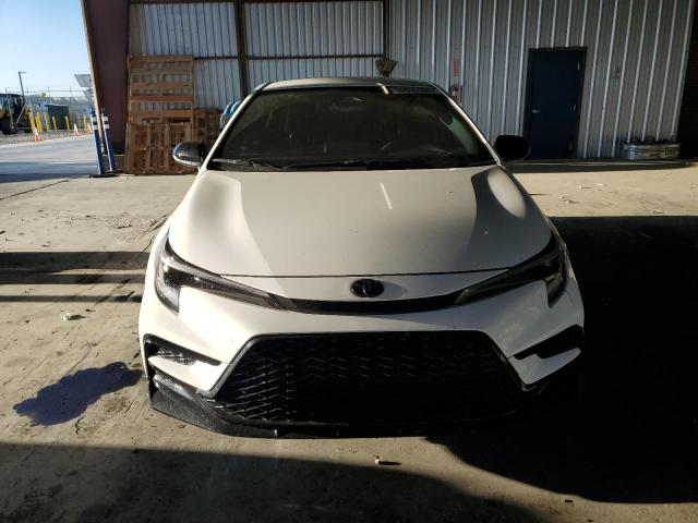 JTDBDMHE8R3010288 - 2024 TOYOTA COROLLA LE WHITE photo 5