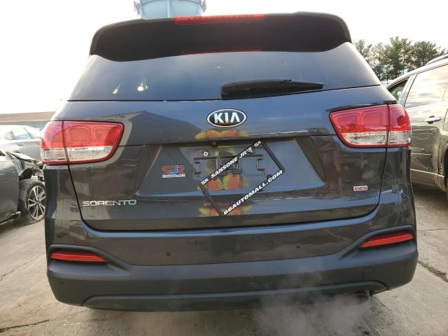 5XYPGDA34GG102805 - 2016 KIA SORENTO LX GRAY photo 6