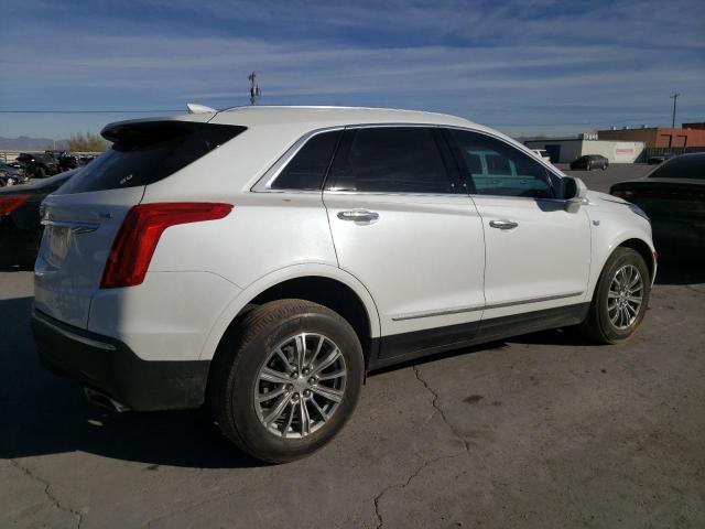 1GYKNCRSXJZ217451 - 2018 CADILLAC XT5 LUXURY WHITE photo 3