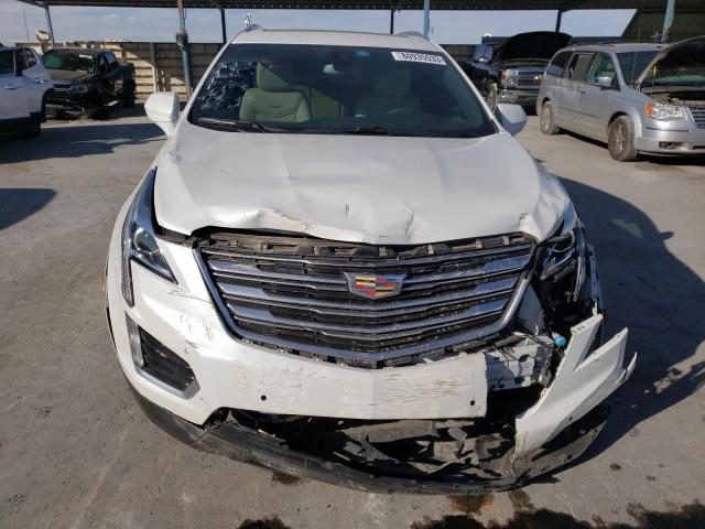 1GYKNCRSXJZ217451 - 2018 CADILLAC XT5 LUXURY WHITE photo 5