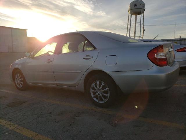 4T1BE32K72U087316 - 2002 TOYOTA CAMRY LE SILVER photo 2