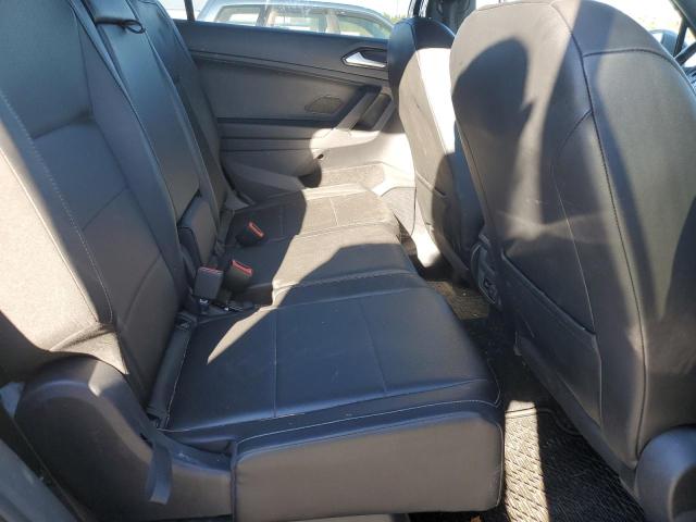 3VV3B7AX6JM195839 - 2018 VOLKSWAGEN TIGUAN SE Մոխրագույն լուսանկար 11