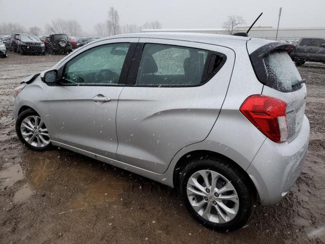 KL8CD6SA7MC748574 - 2021 CHEVROLET SPARK 1LT SILVER photo 2