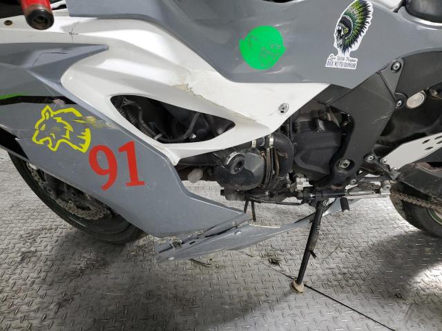 JKBZXJH19MA008321 - 2021 KAWASAKI ZX636 K WHITE photo 6