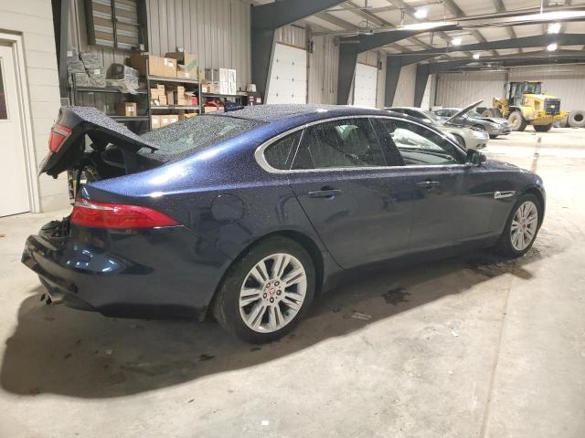 SAJBJ4EVXJCY55551 - 2018 JAGUAR XF PREMIUM BLUE photo 3