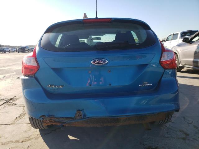 1FADP3K21EL311705 - 2014 FORD FOCUS SE BLUE photo 6