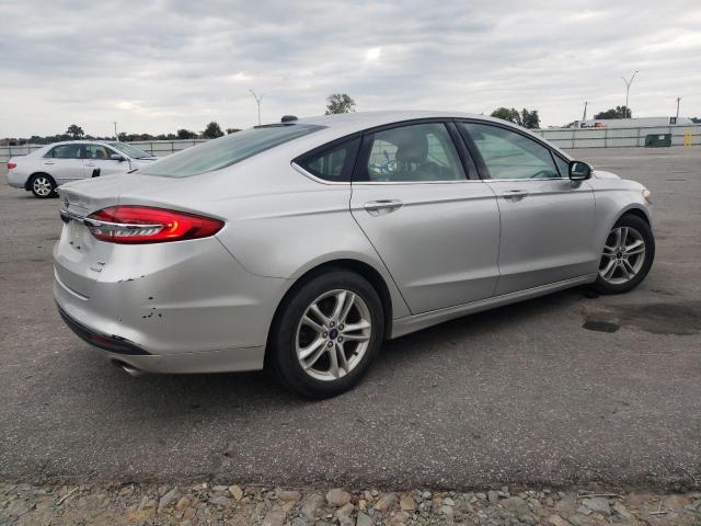 3FA6P0HD5JR279174 - 2018 FORD FUSION SE 银色 照片 3