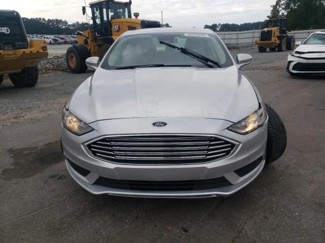 3FA6P0HD5JR279174 - 2018 FORD FUSION SE 银色 照片 5