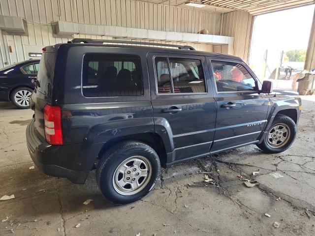 1C4NJPBA1FD250995 - 2015 JEEP PATRIOT SPORT CHARCOAL photo 3