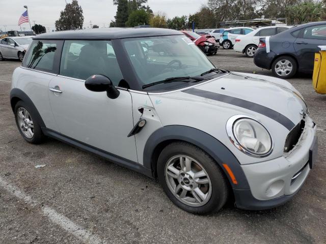 WMWSU3C50DT689139 - 2013 MINI COOPER SILVER photo 4