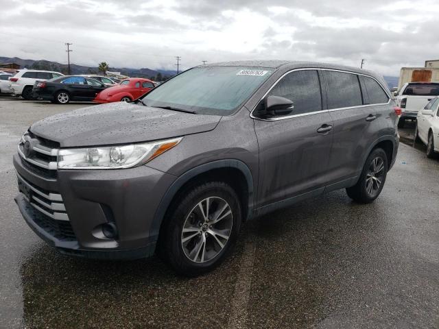 5TDZARFH8KS045175 - 2019 TOYOTA HIGHLANDER LE GRAY photo 1