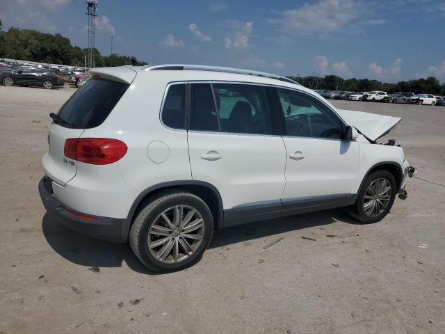 WVGAV7AX6FW597151 - 2015 VOLKSWAGEN TIGUAN S WHITE photo 3