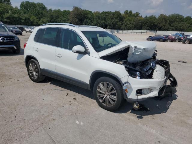 WVGAV7AX6FW597151 - 2015 VOLKSWAGEN TIGUAN S WHITE photo 4