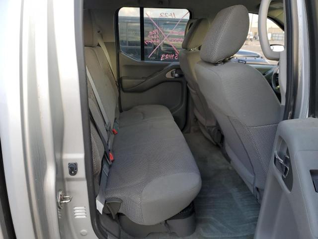 1N6AD0EVXGN772660 - 2016 NISSAN FRONTIER S SILVER photo 10