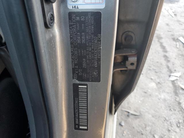 KNAFU4A23C5555602 - 2012 KIA FORTE EX GRAY photo 12