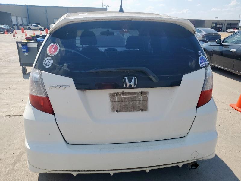 JHMGE8H58CC022960 - 2012 HONDA FIT SPORT WHITE photo 6