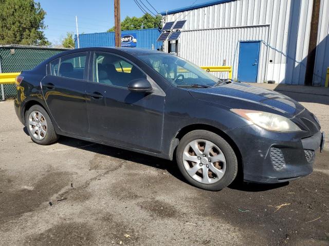 JM1BL1TF9D1732875 - 2013 MAZDA 3 I BLACK photo 4