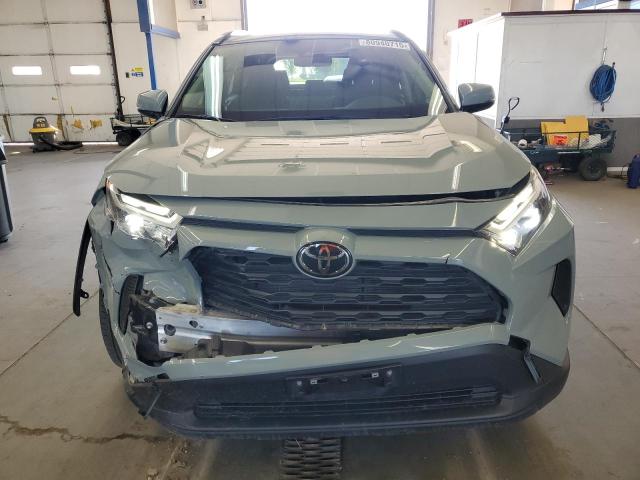JTMP1RFV5PD096648 - 2023 TOYOTA RAV4 XLE Yaşıl foto 5