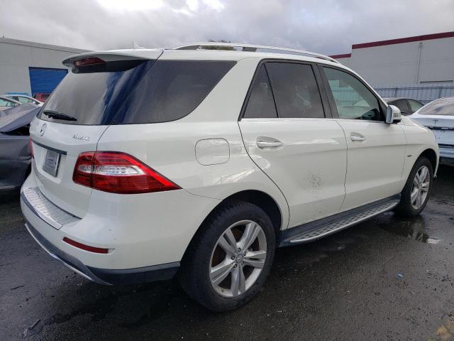 4JGDA5HB4CA019324 - 2012 MERCEDES-BENZ ML 350 4MATIC WHITE photo 3