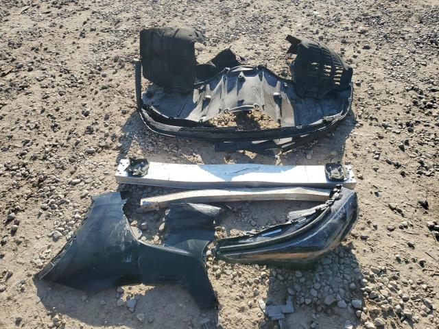 5TDGZRBHXNS587940 - 2022 TOYOTA HIGHLANDER XLE BLACK photo 13