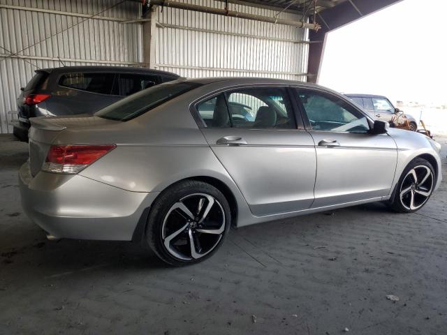 1HGCP2F83AA140588 - 2010 HONDA ACCORD EXL SILVER photo 3