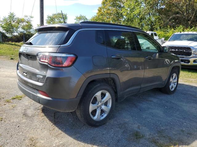 3C4NJDBB4KT818278 - 2019 JEP COMPASS LATITUDE ნაცრისფერი ფოტო 4