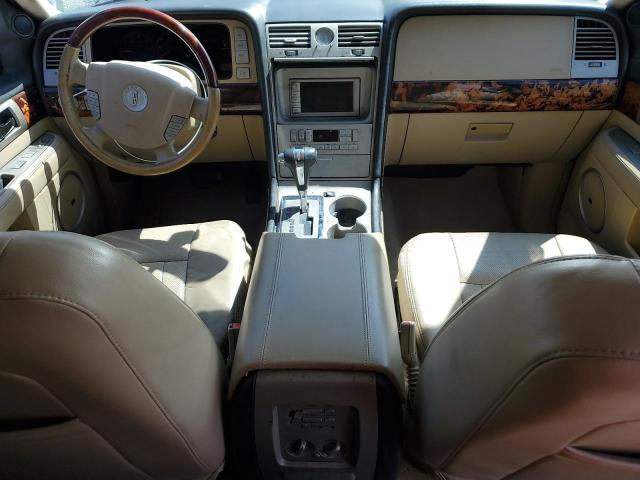 5LMFU27575LJ20033 - 2005 LINCOLN NAVIGATOR SILVER photo 8