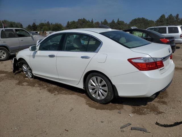 1HGCR3F93DA028192 - 2013 HONDA ACCORD TOURING WHITE photo 2
