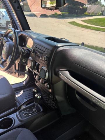 1C4BJWDG6GL177953 - 2016 JEEP WRANGLER U SPORT 黑色 照片 12