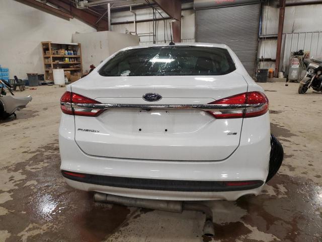 3FA6P0H74HR182584 - 2017 FORD FUSION SE WHITE photo 6