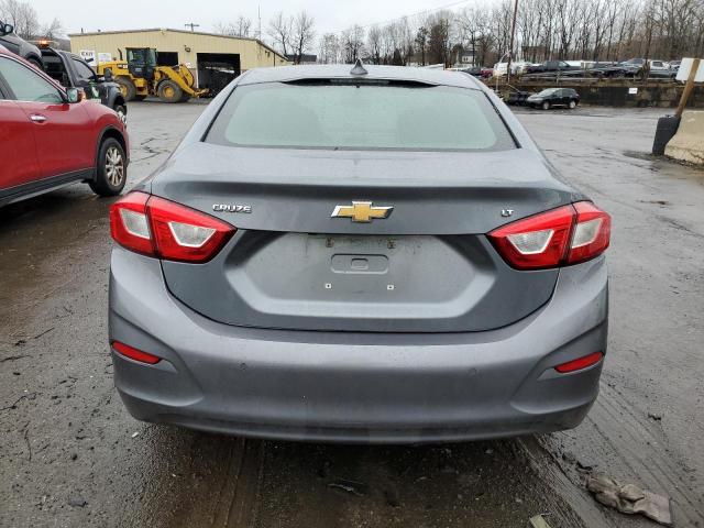 1G1BE5SM5J7210263 - 2018 CHEVROLET CRUZE LT GRAY photo 6