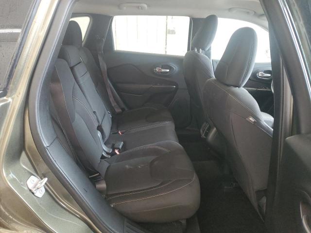 1C4PJMCS4GW105213 - 2016 JEEP CHEROKEE LATITUDE GREEN photo 11