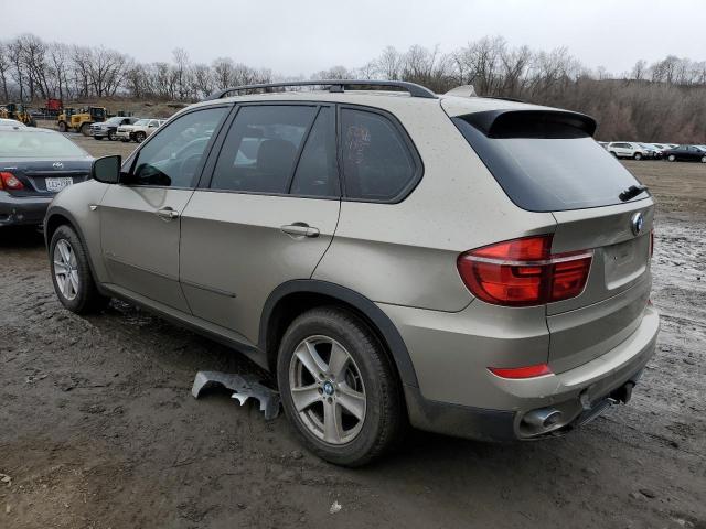 5UXZW0C5XBL658258 - 2011 BMW X5 XDRIVE35D CREAM photo 2