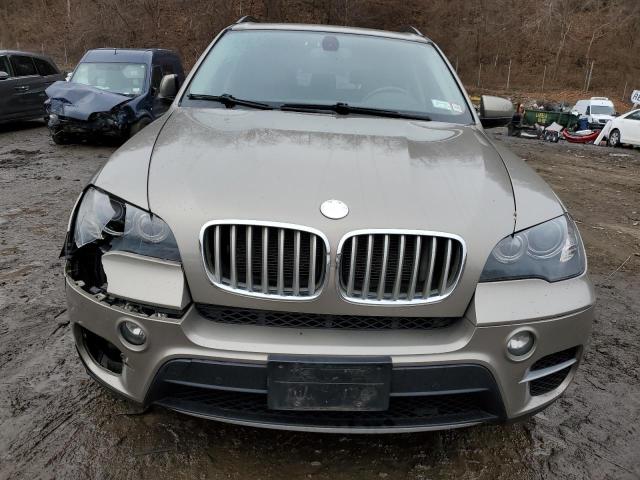 5UXZW0C5XBL658258 - 2011 BMW X5 XDRIVE35D CREAM photo 5