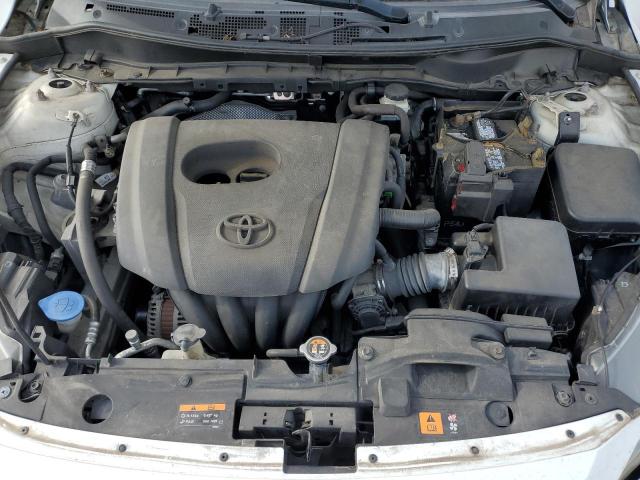 3MYDLBZV7GY113979 - 2016 TOYOTA SCION IA WHITE photo 11