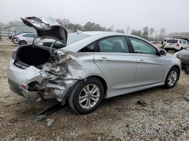 5NPEB4AC3EH914480 - 2014 HYUNDAI SONATA GLS SILVER photo 3