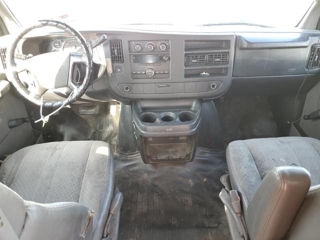 1GCFG15X291144366 - 2009 CHEVROLET EXPRESS G1 WHITE photo 8