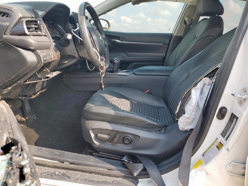 4T1T11AK2MU556501 - 2021 TOYOTA CAMRY SE 白色 照片 7