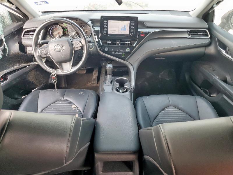 4T1T11AK2MU556501 - 2021 TOYOTA CAMRY SE 白色 照片 8