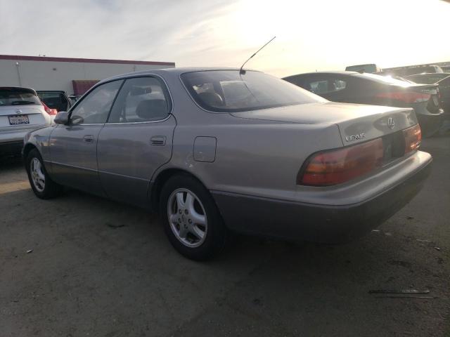 JT8VK13T2P0165911 - 1993 LEXUS ES 300 SILVER photo 2