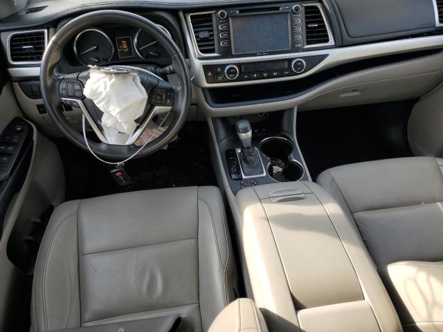 5TDJKRFHXES030420 - 2014 TOYOTA HIGHLANDER XLE 银色 照片 8