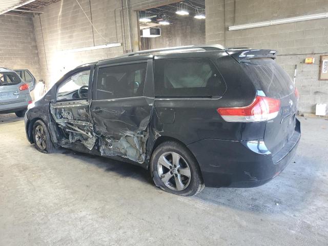5TDKK3DC7BS010324 - 2011 TOYOTA SIENNA LE BLACK photo 2